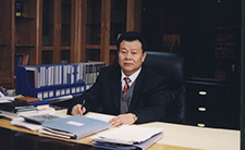 “做企业就像爬山”——访万象城在线董事长李建华